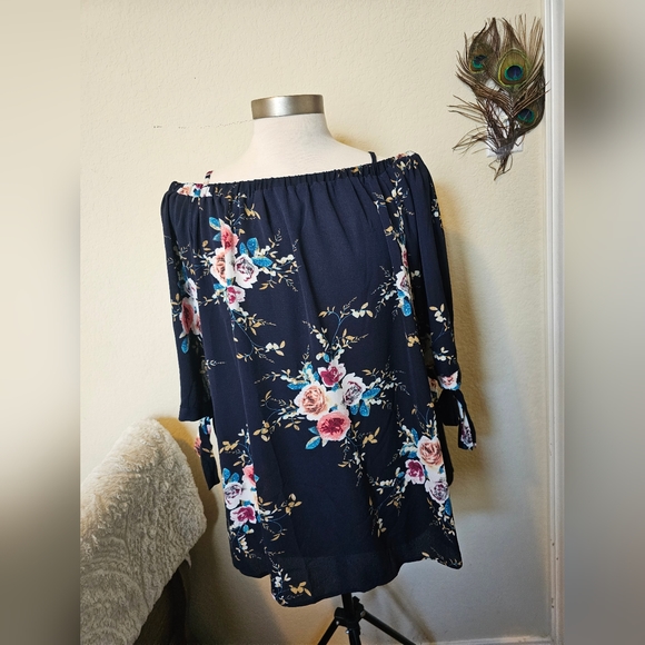 NWT Rosegal Blue Floral 🌺 adjustable off-the-shoulder blouse (4X) / Sz 20) 💙🌺 - Picture 1 of 16
